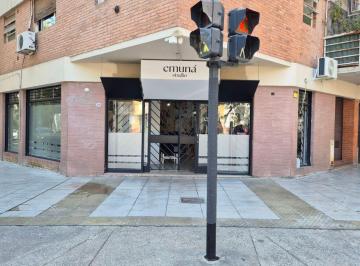 Local comercial , Núñez · Excelente Local en Esquina 61 m²
