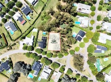 Terreno · 974m² · Lote en El Excelente Barrio Privado Arenas del Sur