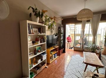 Casa · 84m² · 5 Ambientes · 1 Cochera · Venta de Casa en Barrio Maipu - 2 Dorm.