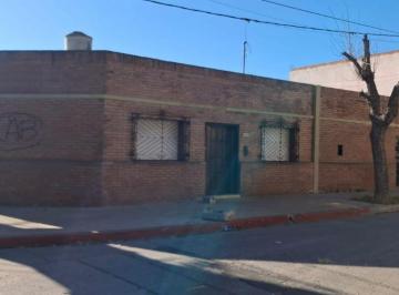 Casa de 4 ambientes, Córdoba · Venta Casa Esquina 2 Dorm., Barrio Colon