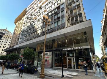 Oficina comercial · 178m² · Venta Impecable Oficina con Cochera Fija y Toilette Propio en Centro