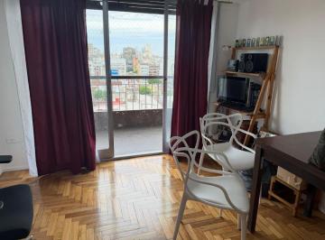Departamento de 2 ambientes, Once · Departamento 2 Amb Piso Alto con Mucha Luz