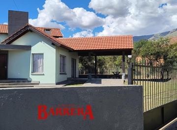 Casa · 141m² · 4 Ambientes · 1 Cochera · Casa en Alquiler Temporario en Bca. Colorada, Merlo, San Luis