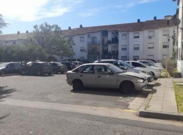 Departamento · 60m² · 4 Ambientes · 1 Cochera · Departamento en Quilmes Oeste