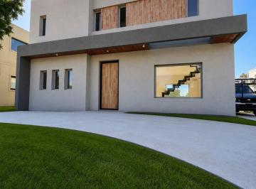 Casa · 140m² · 4 Ambientes · 1 Cochera · Casa en Venta en Barrio San Ramón, Pilar del Este, Pilar