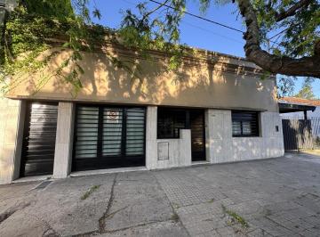 Casa · 225m² · 7 Ambientes · 1 Cochera · Casa en Venta La Plata