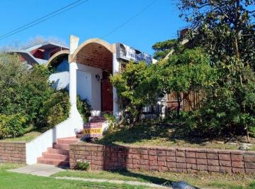 Hotel de 13 ambientes, Villa Gesell · Hostería a 150 m de La Playa en Villa Gesell