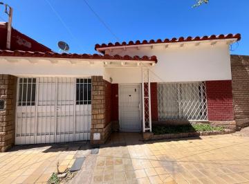 Casa · 152m² · 2 Dormitorios · 1 Cochera · Casa en Mendoza