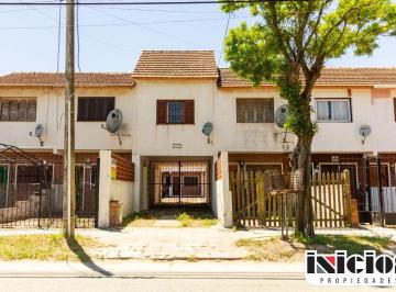 Departamento de 3 ambientes, Mar de Ajó · Amplio y Funcional Dúplex - C1050