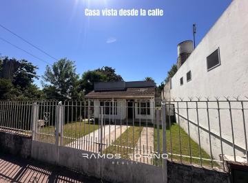 Casa · 70m² · 3 Ambientes · 1 Cochera · Venta Casa en Claypole