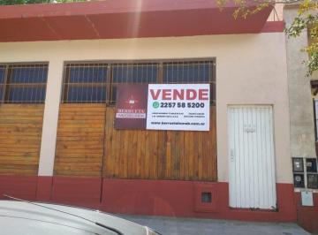 Local comercial · 140m² · 8 Ambientes · Local Comercial + Dto. a Reciclar