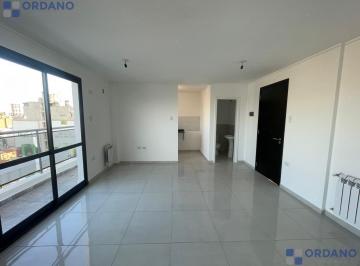 Departamento · 56m² · 2 Ambientes · Dpto Planta Baja con Patio 2 Dorm 2 Baños Centro Alberdi