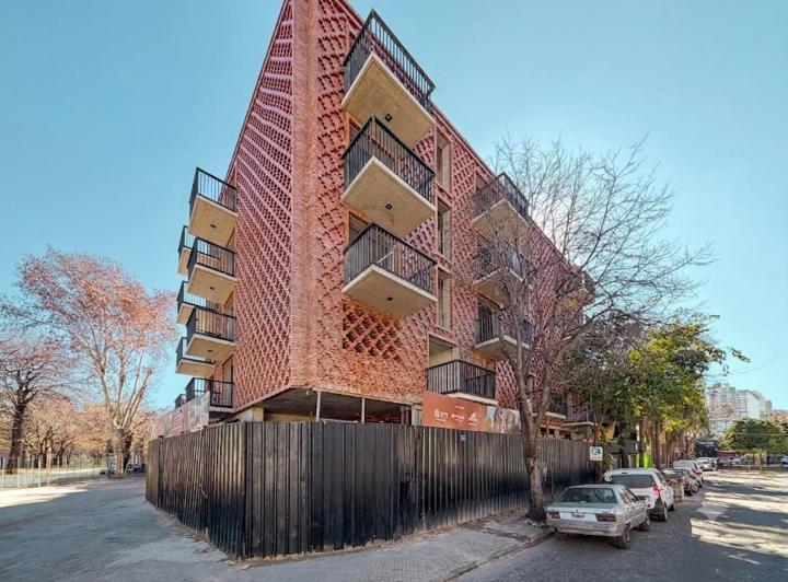 Desarrollo vertical · Jujuy 3202 - Esquina Vera Mujica - Tilkara