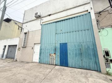 Depósito · 908m² · 3 Ambientes · Depósito en Venta Avellaneda