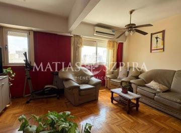 Departamento · 68m² · 3 Ambientes · 1 Cochera · Venta de Departamento en Ramos Mejia