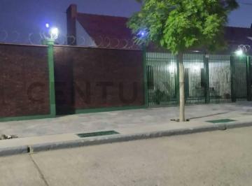 Casa · 516m² · 9 Ambientes · 2 Cocheras · Casa en Gral Gutierrez Maipu