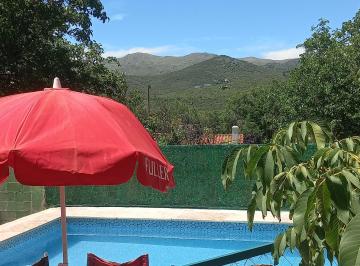 Casa de 3 ambientes, La Cumbre · Cabaña El Alquiler Temporario a Cuatro Cuadras del Centro