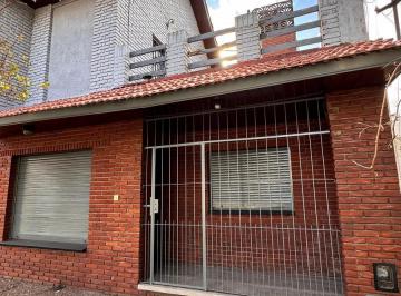 PH · 62m² · 3 Ambientes · Casa Tipo PH 3 Ambientes a La Calle