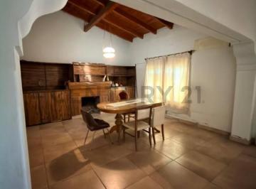 Casa · 154m² · 4 Ambientes · 1 Cochera · Venta Casa 3 Dorm. Dorrego