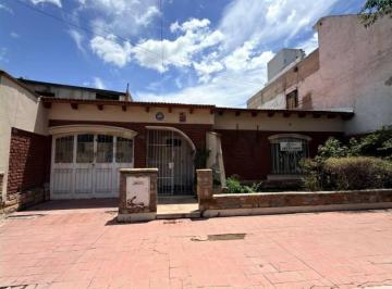 Casa · 154m² · 4 Ambientes · 1 Cochera · Venta Casa 3 Dorm. Dorrego