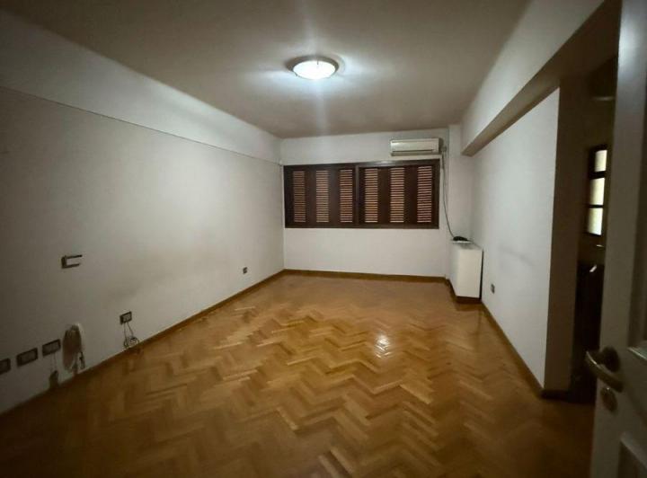 Departamento · 200m² · 5 Ambientes · 2 Cocheras