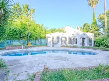 Quinta vacacional · 300m² · 4 Ambientes · 2 Cocheras · Venta Casa Quinta 4 Ambientes con Galería, Quincho y Pileta | Francisco Álvarez – Apto Crédito