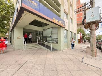 Oficina comercial · 205m² · Venta Esquina Rivadavia y Buenos Aires en Dos Plantas Oficina en Neuquen Capital