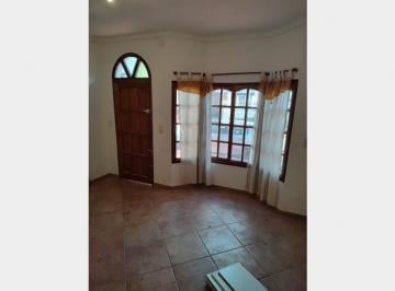 PH · 120m² · 3 Ambientes · PH en Alquiler en Ramos Mejia