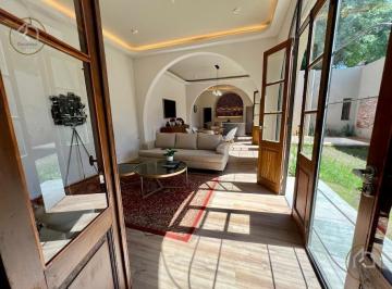Casa · 203m² · 7 Ambientes · Casa en Venta 4 Dorm. Lourdes