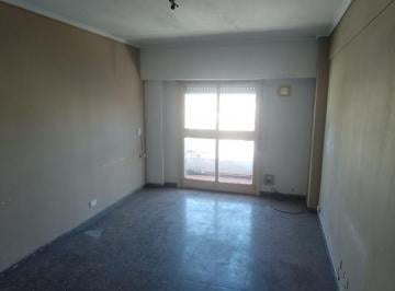 Departamento de 3 ambientes, Avellaneda · 3 Ambientes Muy Luminoso | Wilde Centro | Balcón Al Frente