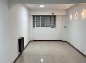 Departamento · 72m² · 3 Ambientes · Departam3 Amb de 75 m² con Patio/ Apto Profesional