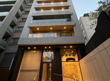 Departamento · 85m² · 3 Ambientes · 1 Cochera · Edificio Comercial en Lomas de Zamora Oeste