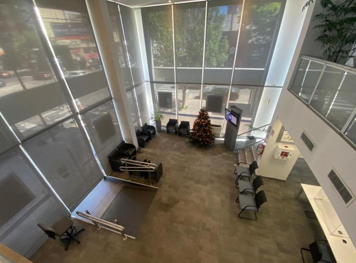 Local comercial · 673m² · 5 Cocheras