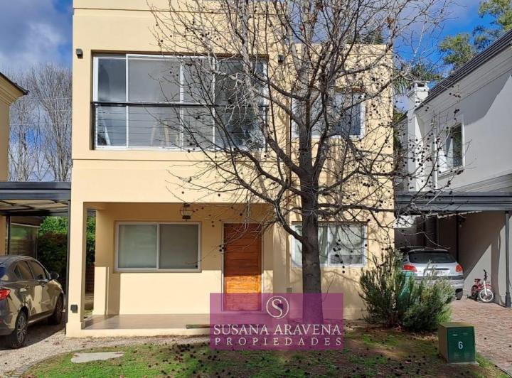 Casa · 150m² · 5 Ambientes · 2 Cocheras