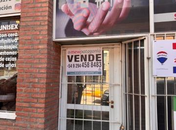 Local comercial · 82m² · 2 Locales Comerciales a La Venta de Zona Urbana