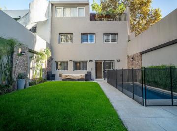 Casa · 245m² · 13 Ambientes · 2 Cocheras · Casa de 245 m con Jardin, Pileta, Parrilla y 2 Cocheras en Nuñez