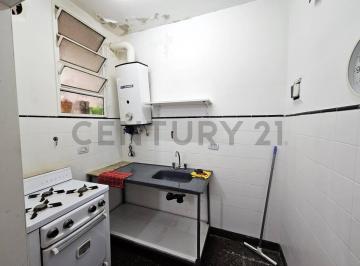 Departamento · 51m² · 3 Ambientes · Venta Departamento 3 Amb con Patio a Reciclar Apto Profesional en Ramos Mejía