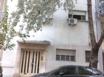 Departamento · 45m² · 2 Ambientes · San Telmo 2 Ambientes en Planta Baja con Patio Tipo PH a Reciclar