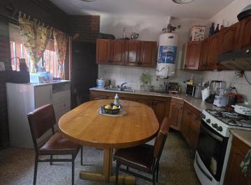 Foto · Excelente Casa Departamento en Av Capdevila Barrio Ampliacion Residencial America