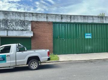 Bodega-Galpón · 632m² · 5 Ambientes · Galpón en Sur