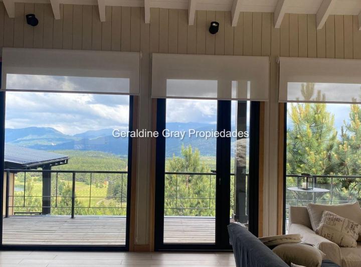 Casa · 264m² · 4 Ambientes · 1 Cochera