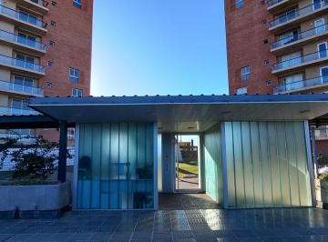 Departamento de 4 ambientes, Córdoba · Con Cochera y Piscina