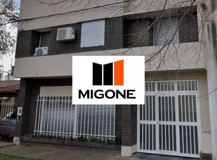 Casa · 275m² · 4 Ambientes · 2 Cocheras