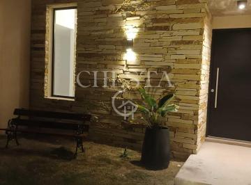Casa · 167m² · 4 Ambientes · 1 Cochera · Casa en Alquiler en San Sebastian - Area 1, San Sebastian, Escobar