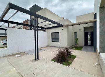 Casa · 180m² · 3 Ambientes · 1 Cochera · Venta Dúplex 2 Dorm. Moderno Docta - a Estrenar!