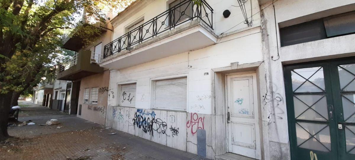 Calle 2 1778