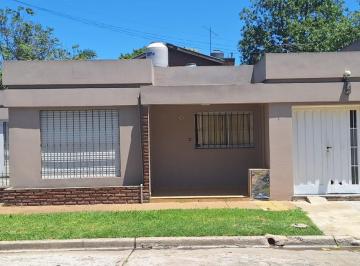 Casa · 100m² · 4 Ambientes · Casa 4 Ambientes