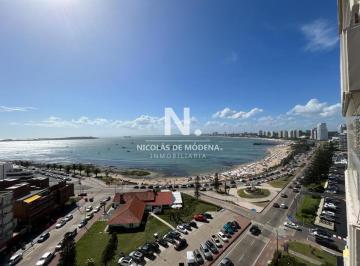 Foto1 · Apartamento de 3 Dorm. en Edificio Torreon, Playa Mansa, Punta del Este en Venta