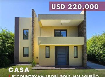 Casa · 205m² · 7 Ambientes · 1 Cochera · Venta Casa 3 Dorm. con Pileta. Country Valle del Golf, Malagueño