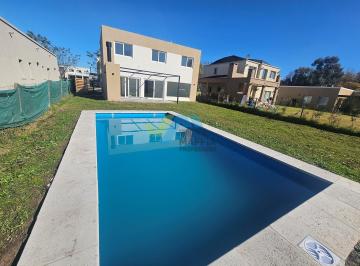 Casa · 146m² · 5 Ambientes · 2 Cocheras · Casa en Venta en San Pablo, Pilar, G. B. a. Zona Norte